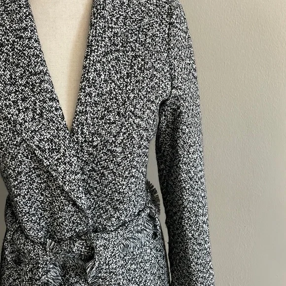 TULLE spring fall tweed coat - Picture 2 of 9